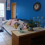 Ici Et La