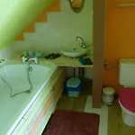 Ici Et La Canaples