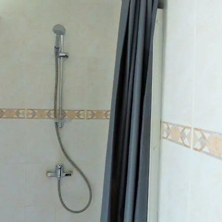 Ici Et La بيت للعطل *