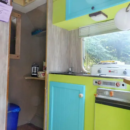 Ici Et La بيت للعطل Canaples